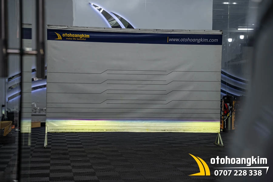 Bi Gầm Aozoom Wasp 3.0 4500k Xe Carnival - Ảnh 4