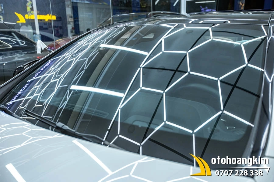 Dán Phim Cách Nhiệt 3M Xe Mercedes C300 - Ảnh 2