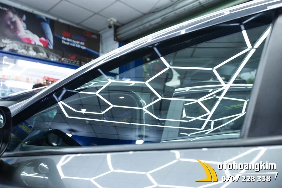 Dán Phim Cách Nhiệt 3M Xe Mazda - Ảnh 6