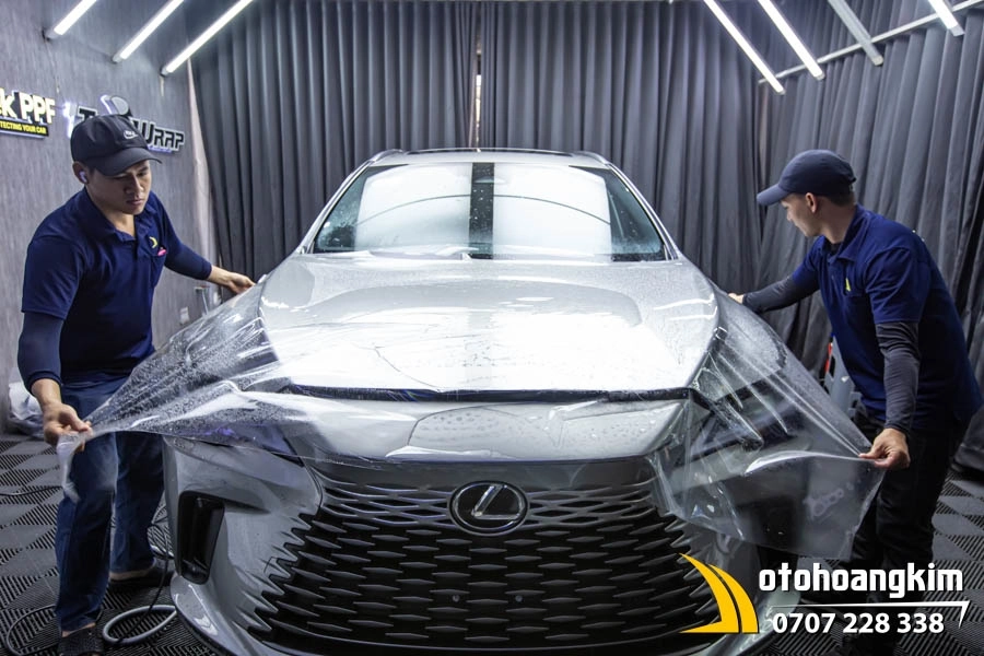 Dán PPF Avery Supreme Xtreme Gloss xe Lexus RX350 - Ảnh 1