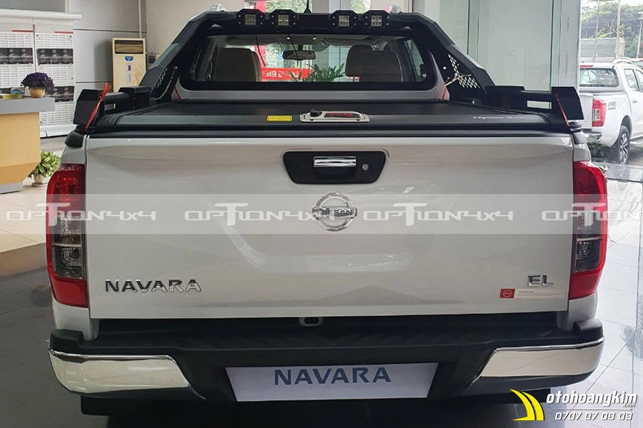 Nắp Thùng Cuộn Cơ Nissan Navara Hiệu Option - Ảnh 3