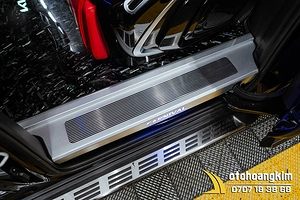 Nẹp Bước Chân Trong Và Ngoài Kia Carnival 2021 - 2022 Có Đèn 6CT