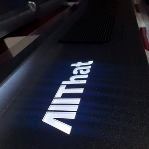 Nẹp Bước Chân Trong + Ngoài Kia Carnival 2021+ Có Đèn (sàn gỗ/carbon)