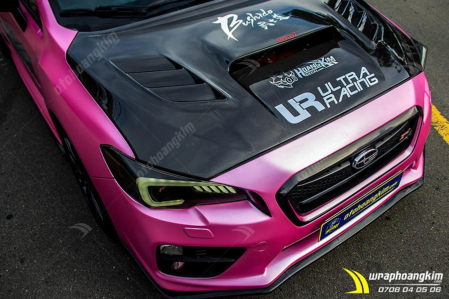 Dán đổi màu Candy hồng nhạt ánh kim Subaru WRX - Ảnh 4