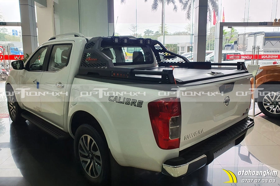 Nắp Thùng Cuộn Cơ Nissan Navara Hiệu Option - Ảnh 2
