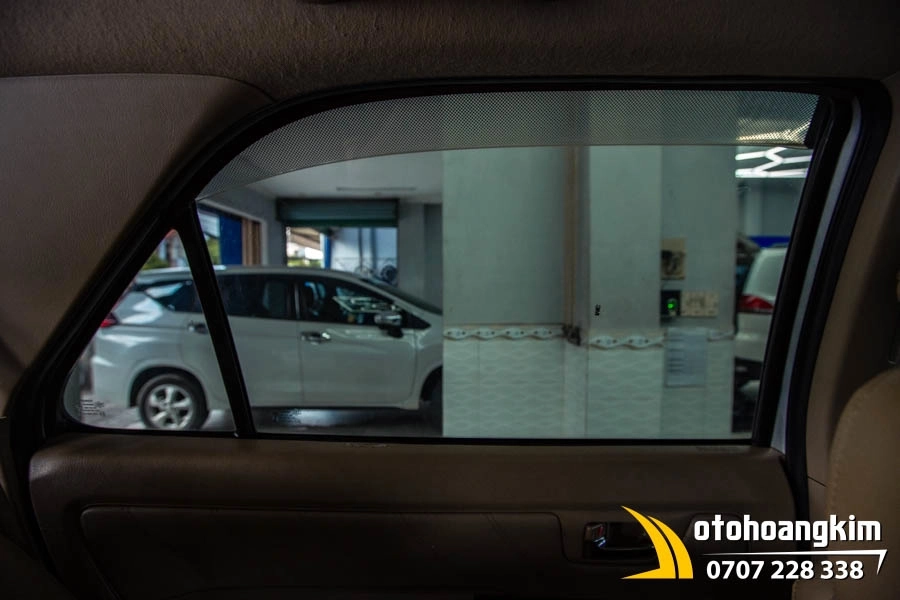 Dán Phim Cách Nhiệt 3M Xe Fortuner - Ảnh 3