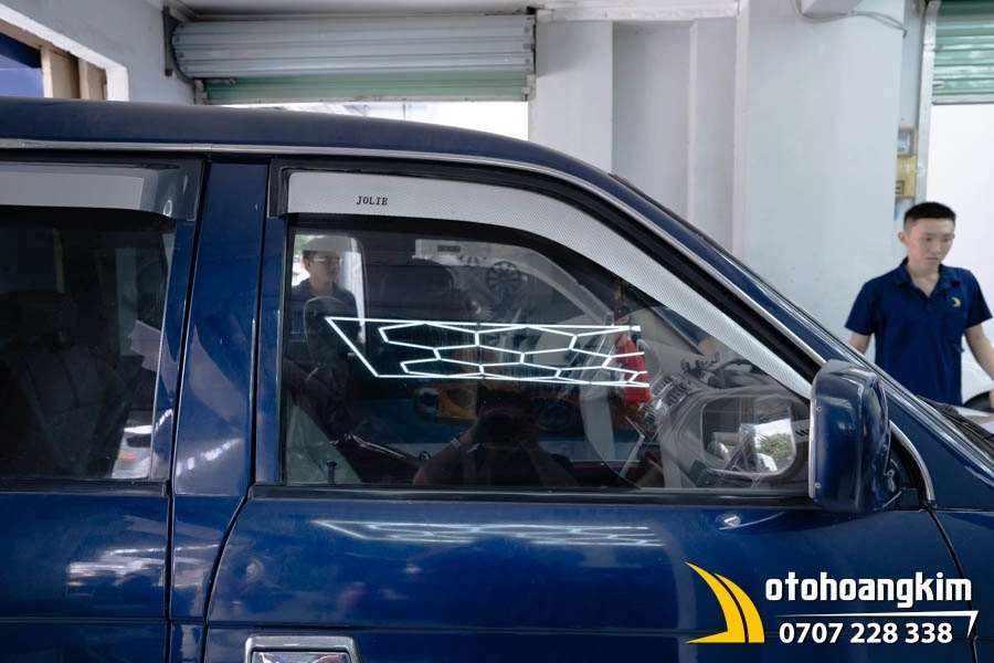 Dán phim cách nhiệt Ntech cho xe Jolie - Ảnh 4