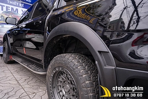 Ốp Cua Lốp Ford Ranger 2022 Bản Lớn Trơn Mẫu Mới