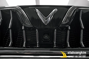 Mặt ca lăng Vinfast Lux A 2.0 mẫu Maserati (crom)