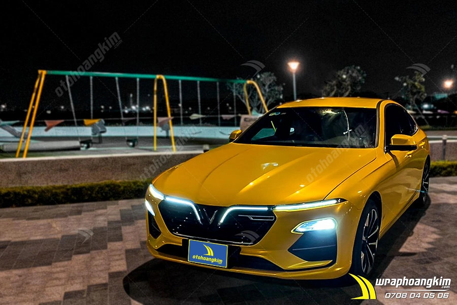 Dán đổi màu Candy vàng Vinfast Lux A - Ảnh 3