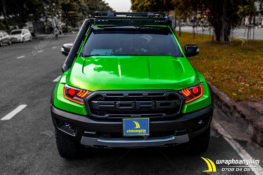 Dán đổi màu Candy táo xanh chuyển vàng Ford Ranger - Ảnh 3