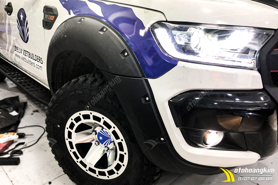 Ốp Cua Lốp Ford Ranger Đinh Hõm – 0054NA - Ảnh 1