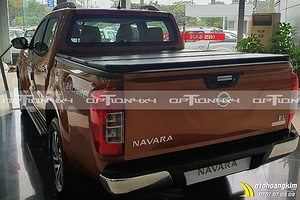 Nắp Thùng 3 Khúc Nissan Navara Hiệu Option 4x4