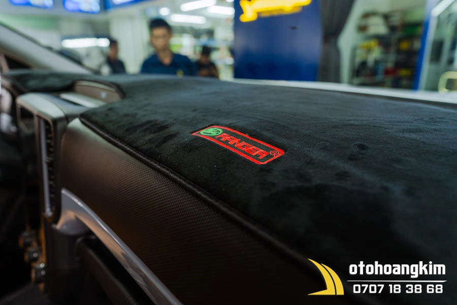 Thảm taplo Ford Ranger 2022+ (XLS/XLT) - Ảnh 2