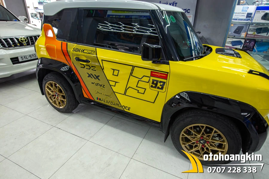 Tem xe Vinfast VF3 - Tem phong cách thể thao số 93 màu đen - Ảnh 5