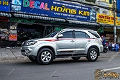 Tem Xe Toyota Fortuner - TFO030