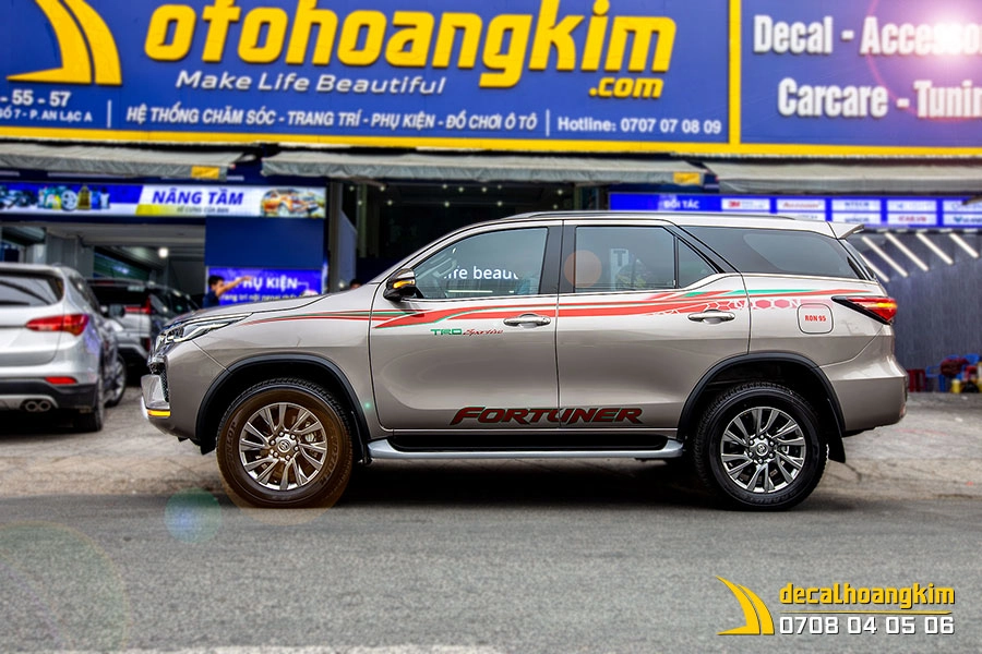 Tem Xe Toyota Fortuner - TFO131 - Ảnh 1