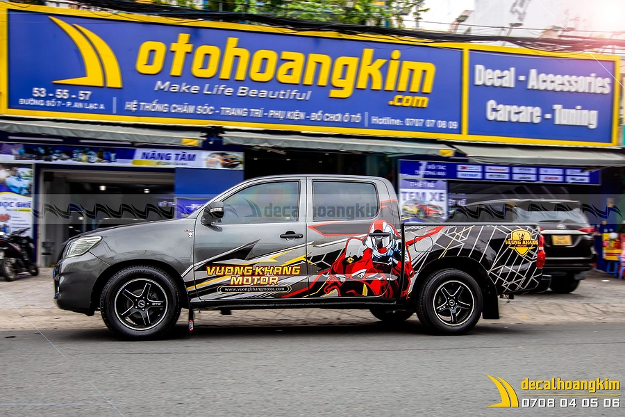 Tem Xe Toyota Hilux - THI032 - Ảnh 1