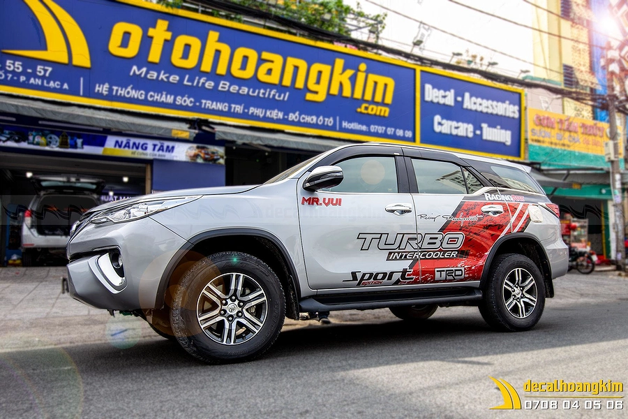 Tem Xe Toyota Fortuner - TFO130 - Ảnh 1