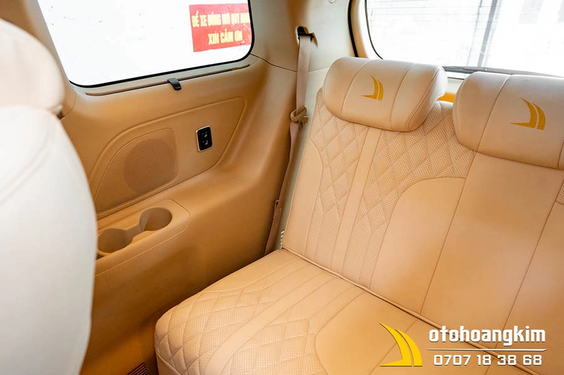Ghế điện Limousine kết hợp ghế ngả phẳng xe Kia Sedona