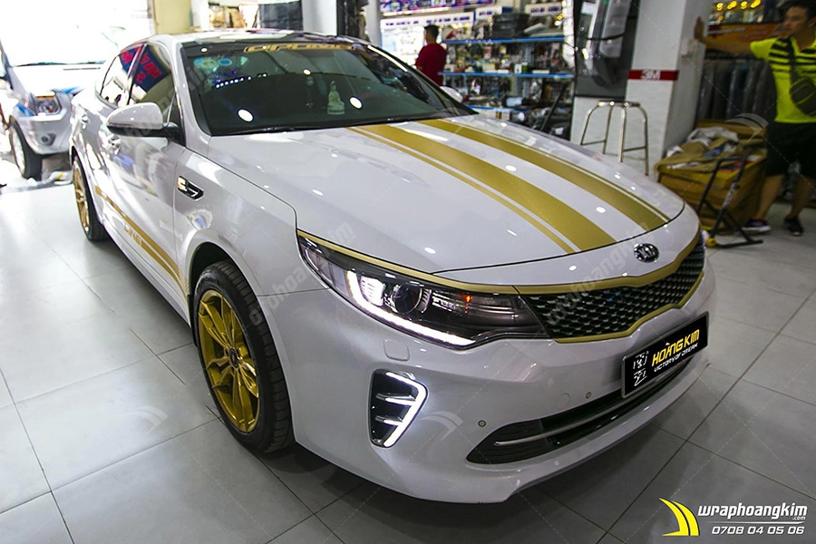 Dán đổi màu Candy trắng Kia Optima - Ảnh 2