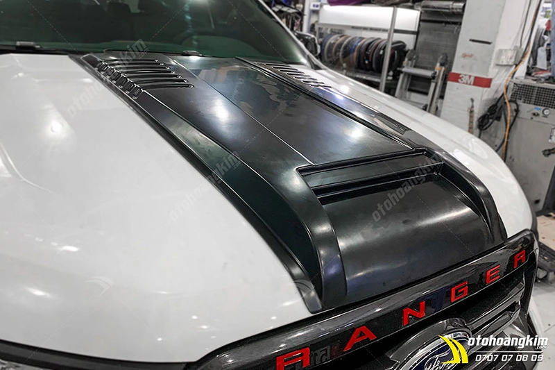 Ốp Nắp Capo Ford Ranger Loại Lớn