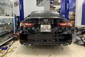 lip pôToyota Camry 2019