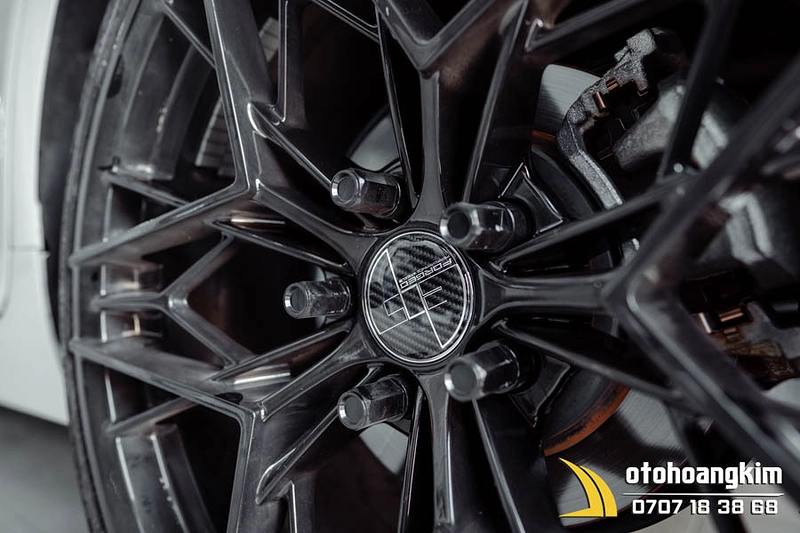 Mâm ô tô Lenso thể thao, cá tính