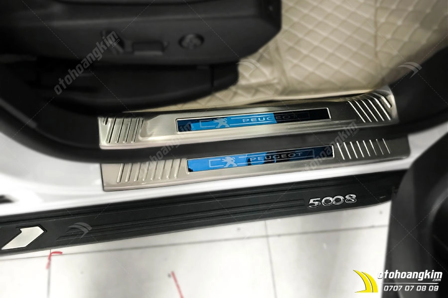 Nẹp bước chân ngoài Peugeot 5008 [2017-2020] - Ảnh 1