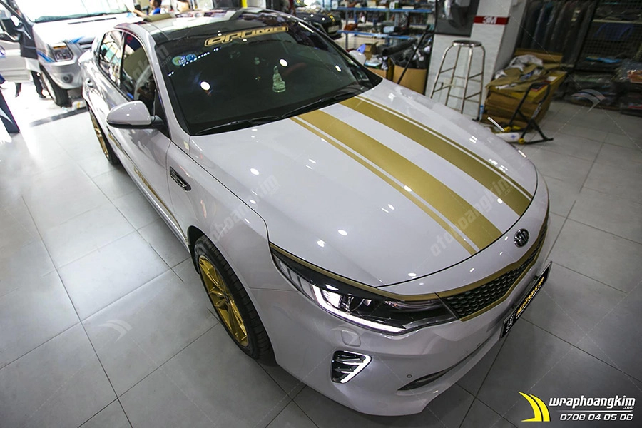 Dán đổi màu Candy trắng Kia Optima - Ảnh 1