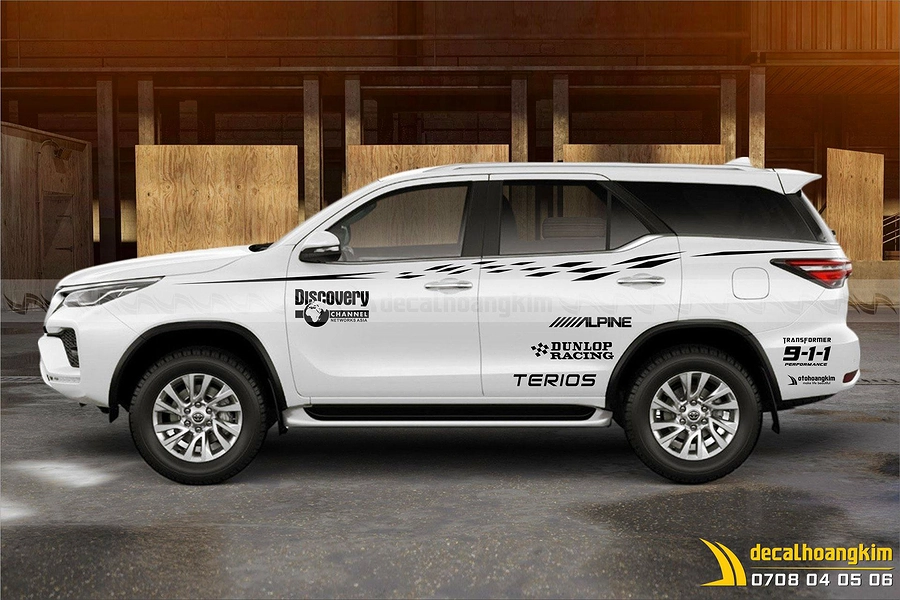 Tem Xe Toyota Fortuner - TFO137 - Ảnh 1