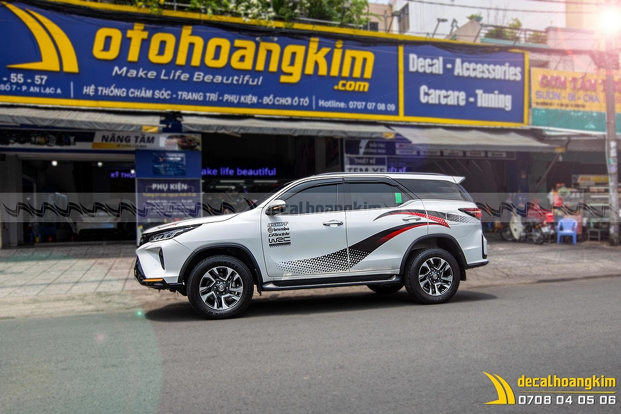 Tem Xe Toyota Fortuner - TFO134 - Ảnh 1
