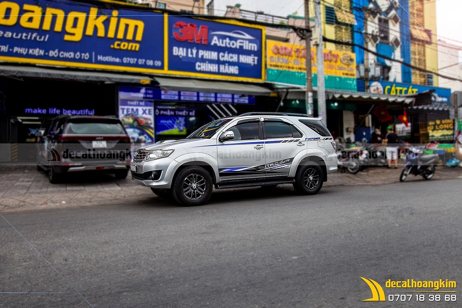 Tem Xe Toyota Fortuner - TFO145 - Ảnh 1