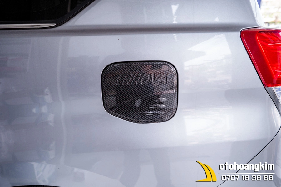 Nắp Xăng Toyota Innova [2016-2022] Carbon - Ảnh 1
