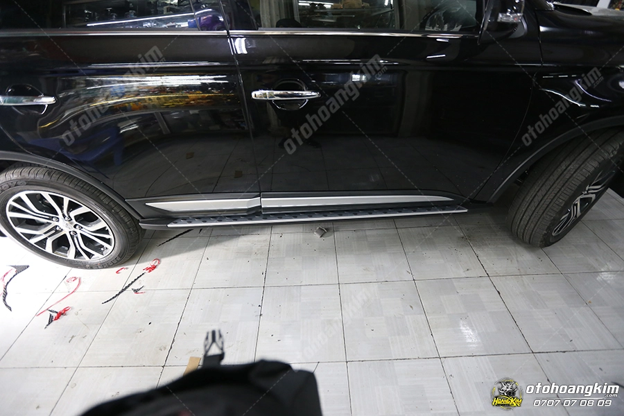 Bệ bước chân Mitsubishi Outlander [2016-2020] - Ảnh 4