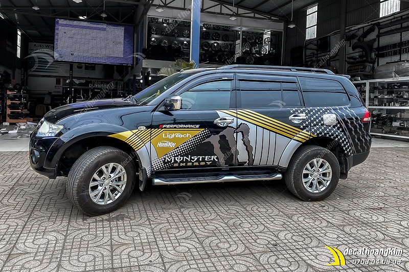 Tem Xe Mitsubishi Pajero - MPA011