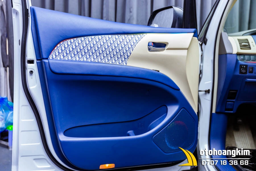 Đổi Màu Nội Thất Toyota Previa - Ảnh 8