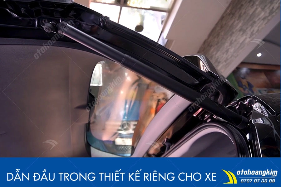 Ty cốp điện Toyota Fortuner - Ảnh 2