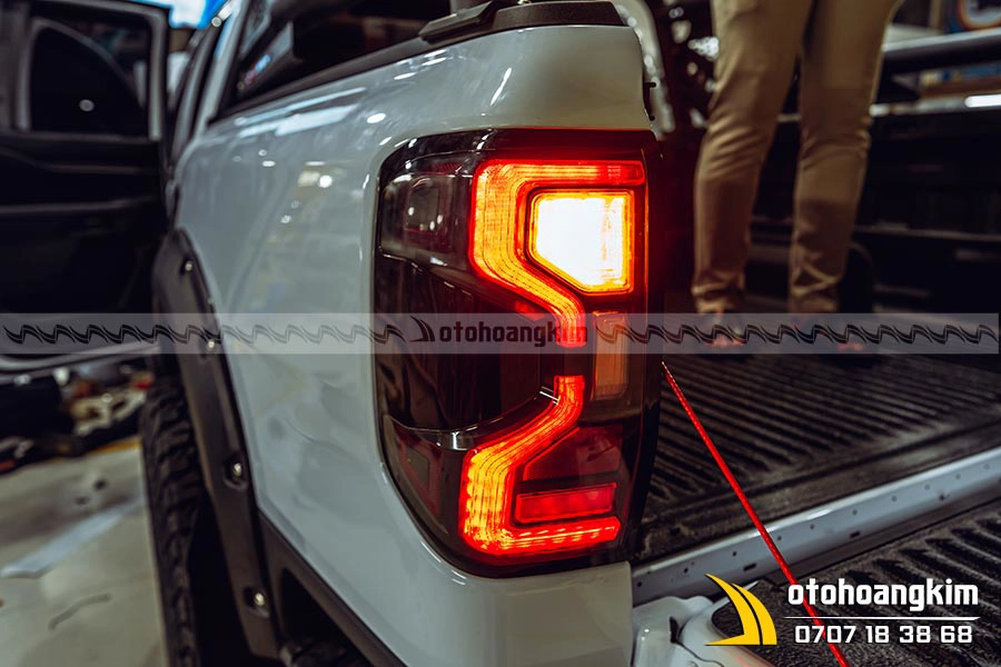 Đèn Hậu Ford Ranger 2023 Mẫu Mới Nhất - Ảnh 1