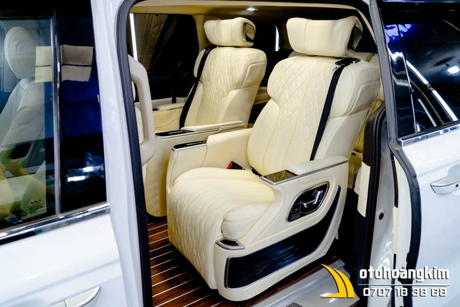 Độ Ghế Limousine Cho Xe Carnival - Ảnh 1