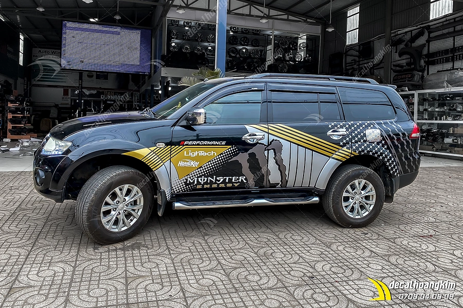 Tem Xe Mitsubishi Pajero - MPA011 - Ảnh 1