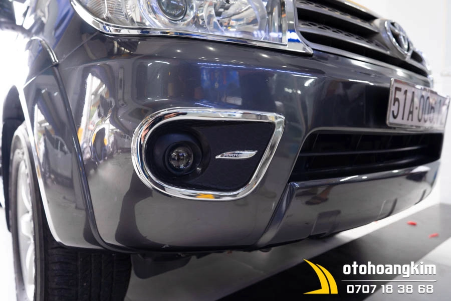 Viền Đèn Gầm Trước Toyota Fortuner 2010 - Ảnh 1