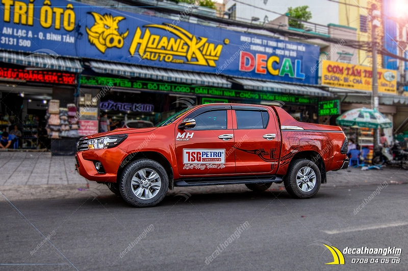 Tem Xe Toyota Hilux - THI014