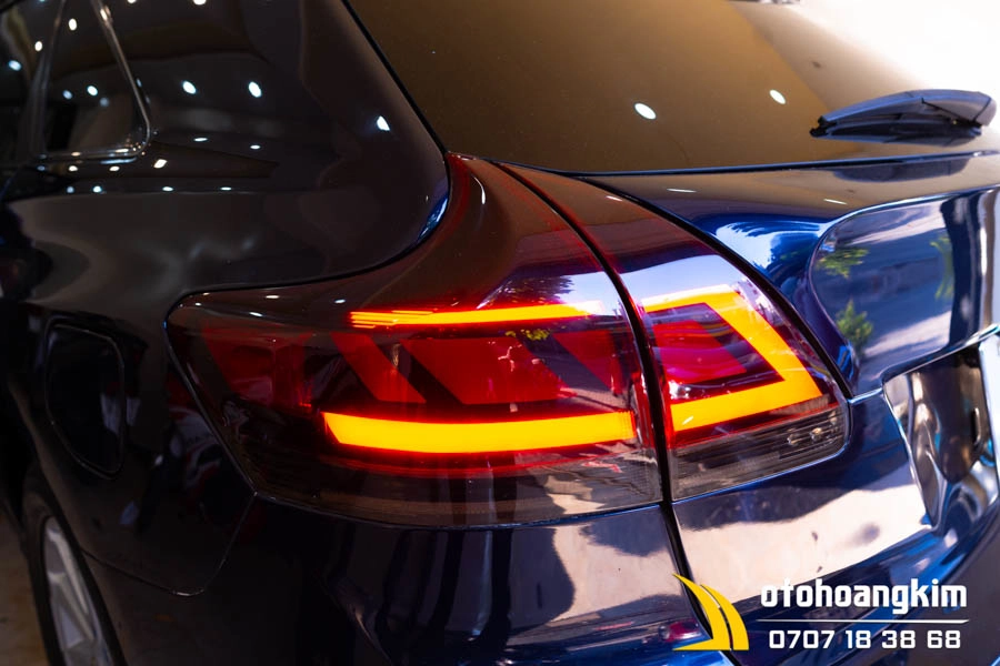 Độ Đèn Hậu Toyota Venza - Ảnh 7