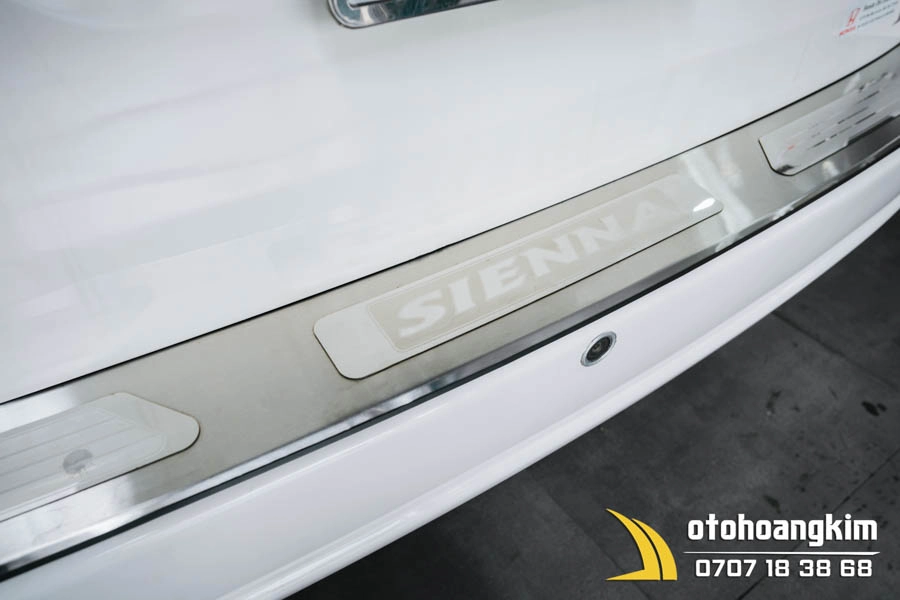 Chống Trầy Cốp Sơn Toyota Sienna 2008 Inox - Ảnh 2