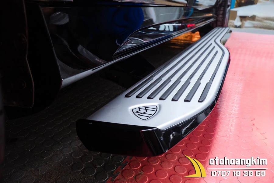 Bậc Lên Xuống Điện Mercedes GLS 2022 Maybach - Ảnh 1