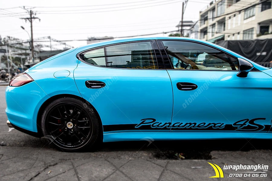 Dán đổi màu Candy xanh biển nhạt Porsche Panamera - Ảnh 2