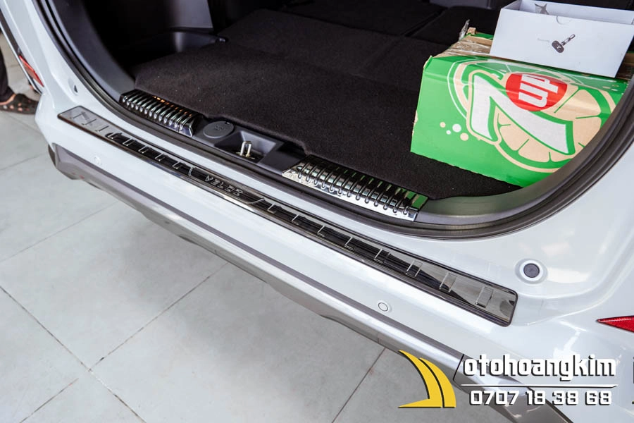 Chống trầy cốp nhựa Toyota Veloz 2022 titan - Ảnh 3