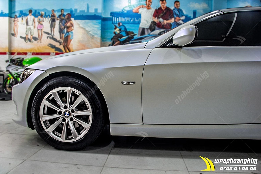 Dán đổi màu trắng mờ Bmw 320i - Ảnh 5