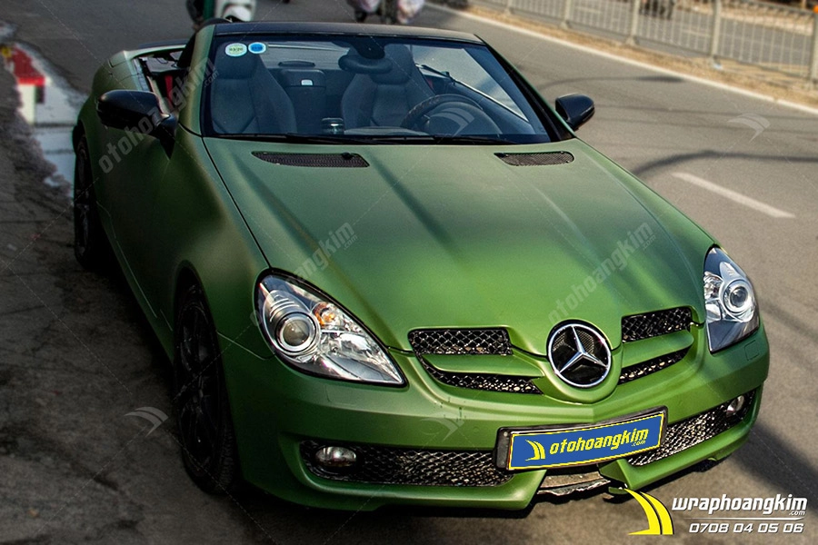 Dán đổi màu mờ xanh quân đội Mercedes SLK - Ảnh 4